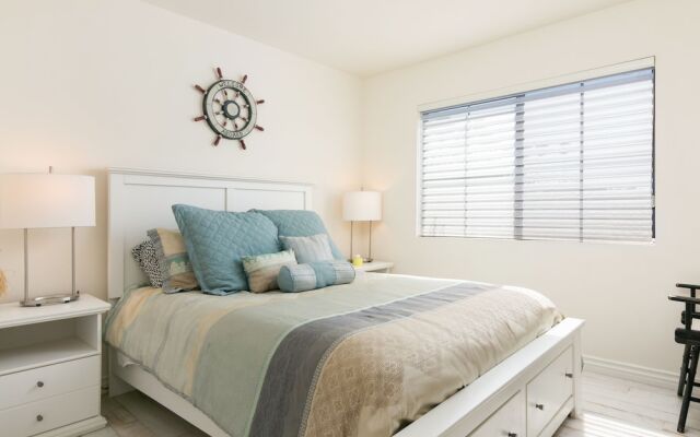 2925 Pierpont Blvd Home