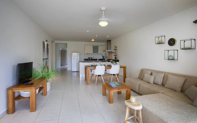 Blue Bay Apartments