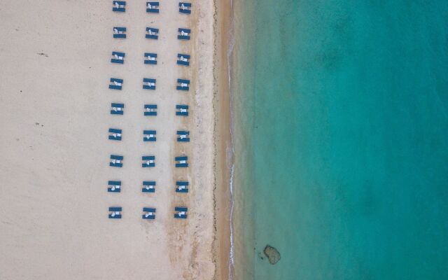 Ammoa Luxury Hotel & Spa Resort