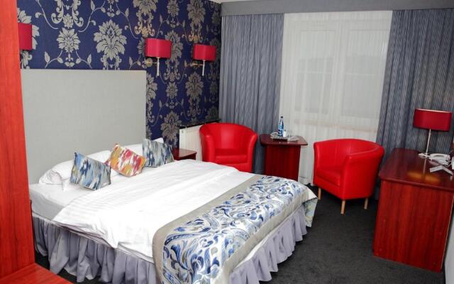 Amigo Hotel