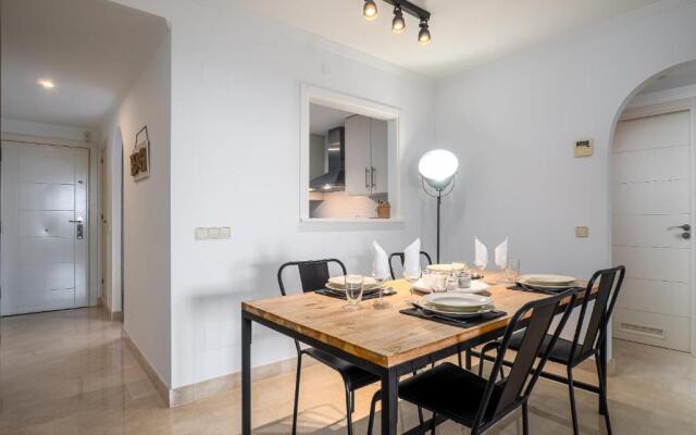 2130-Amazing 2 bedrooms with terrace sea view