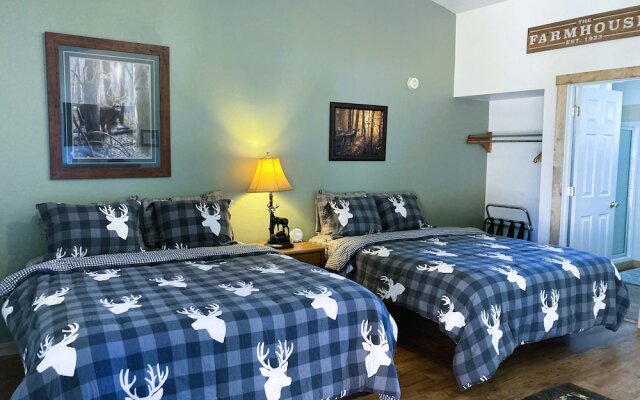 Travellers Rest Cabins and RV Park