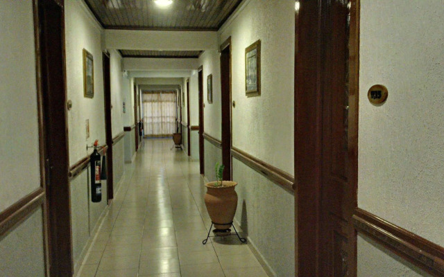 Takoradi Standard Hotel