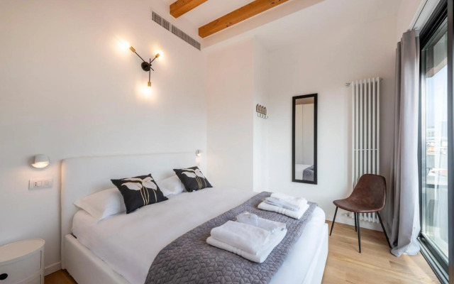 Milan Royal Suites & Luxury Apartments