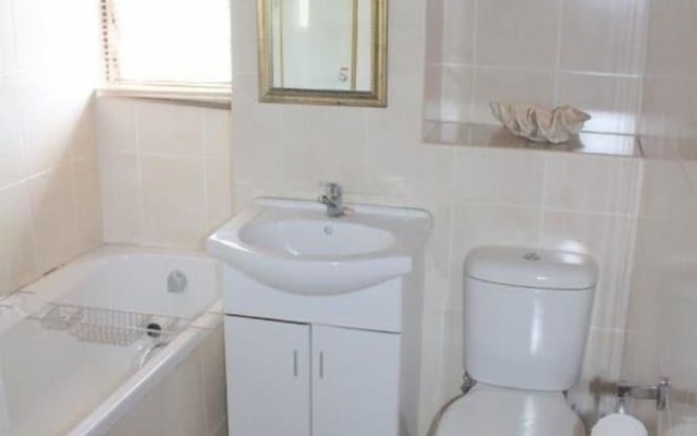 Flamingo Holiday Apartments