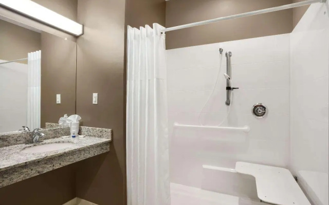 Microtel Inn & Suites By Wyndham Cambridge