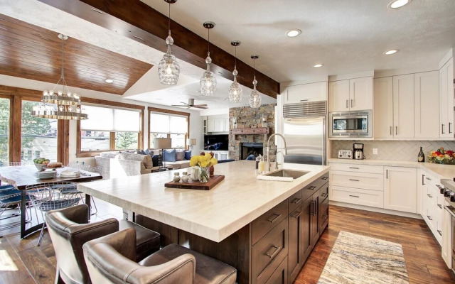 Coopers Collection 16 - Main Street Escape