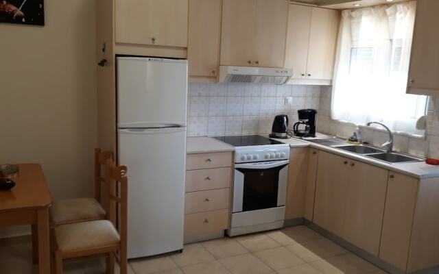 Iros Sea View Apartments