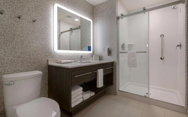 Home2 Suites By Hilton Redding