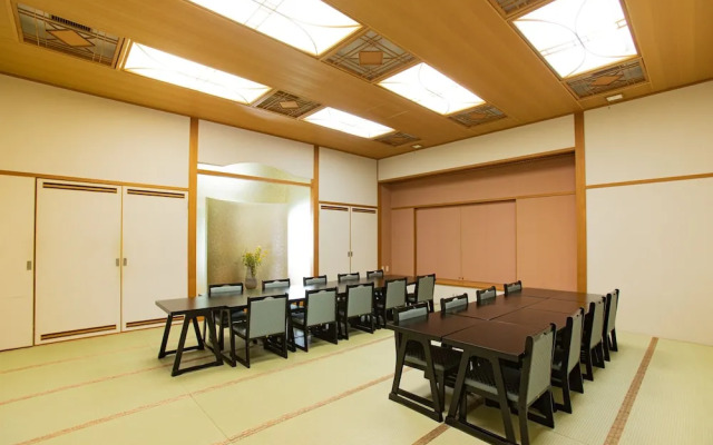 Oyo Hotel New Mogamiya Yamagata Station