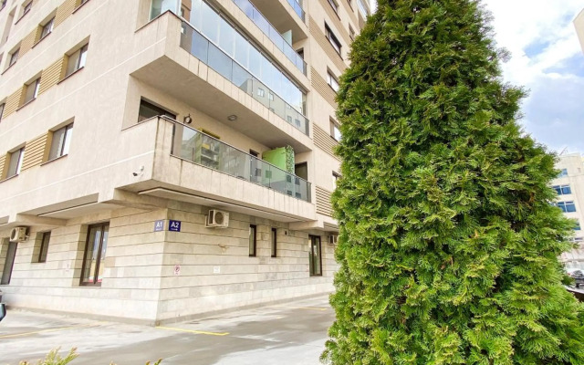 VR2 Central Apartment