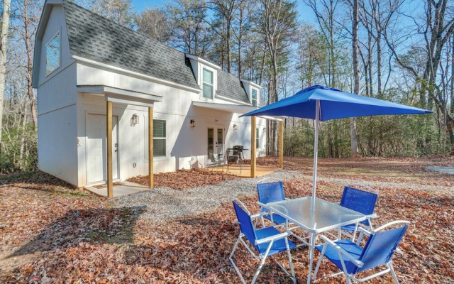 Cleveland Retreat w/ Patio: Yonah Mountain Views!