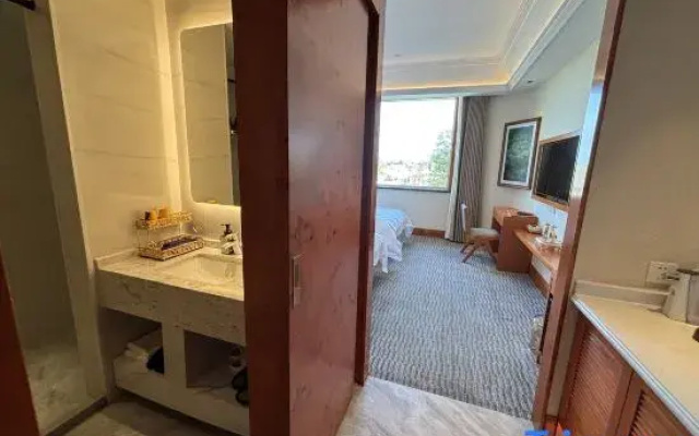 Yuanshangdu Hotel