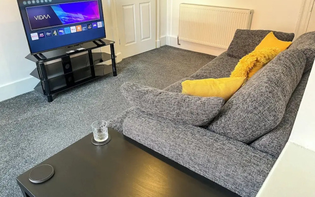3 Bed House At 8 Nantwich Road