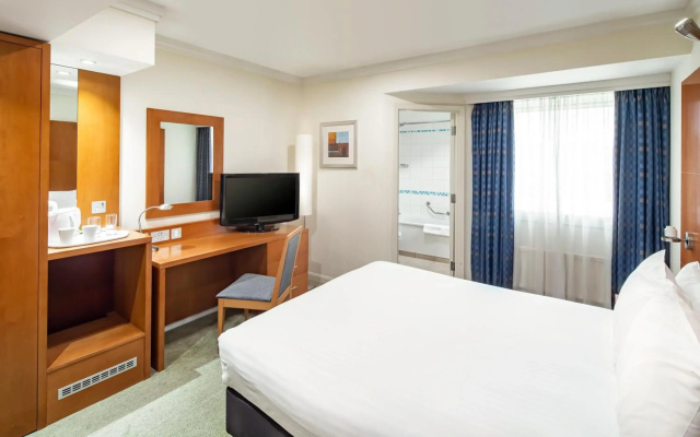 Holiday Inn Basingstoke by IHG
