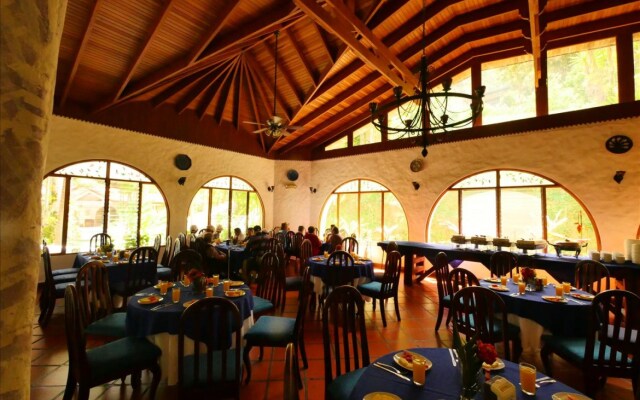 Rio Perlas Thermal Resort & Spa