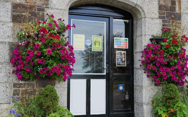 The Fox & Hounds Hotel