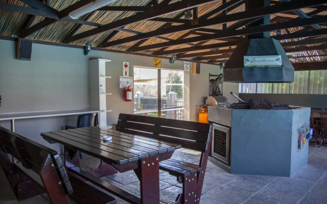 D'urbanmist Guest House