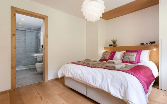 Chalet Les Etablonsluxury Chaletski-in Ski-out