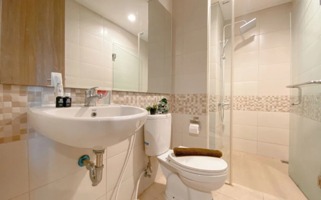 Good Choice and Homey 2BR Apartment Tamansari Iswara