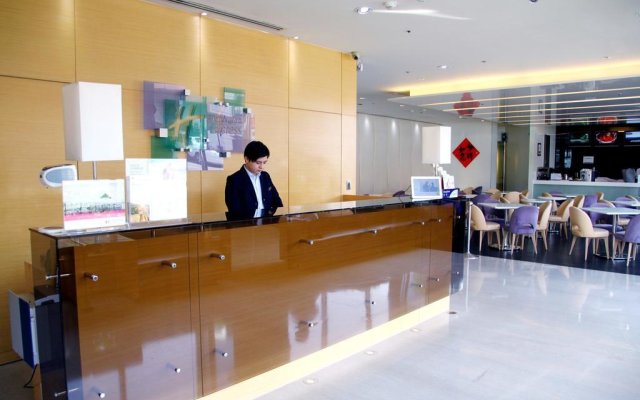 Holiday Inn Express Taoyuan, an IHG Hotel