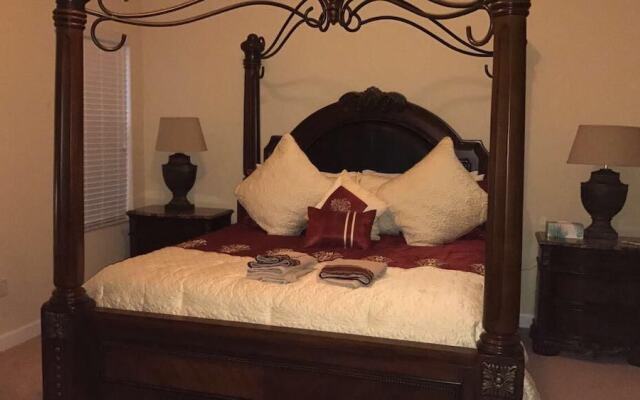 Disney Lake House Minutes From Airport