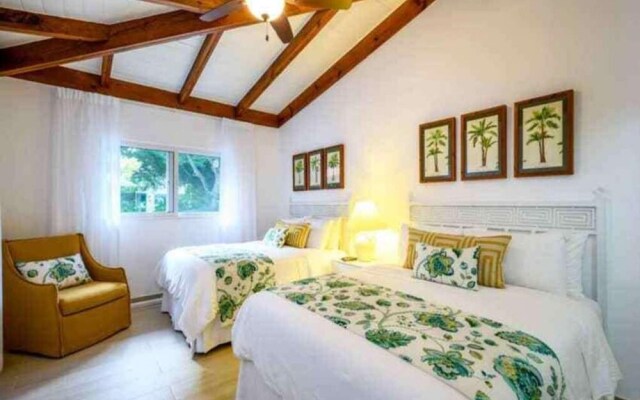 Sunny Vacation Villa 26