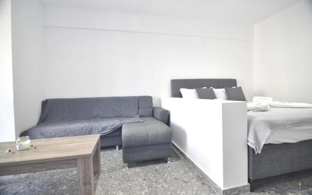 Zennova  Sirene Luxury Studios