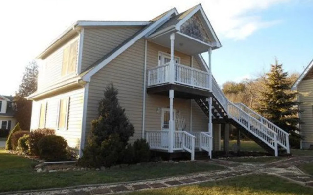 Azalea Inn Bed & Breakfast