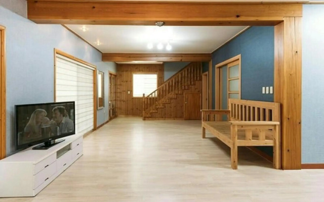 Good Geoje Sea Pension