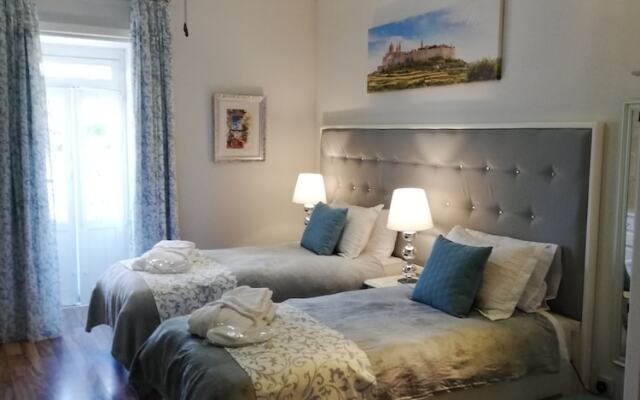 Village Knights Accommodation