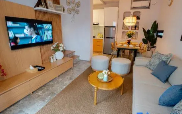 Saka Luxury Villa