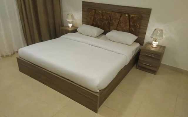 Rayan Hotel Suites
