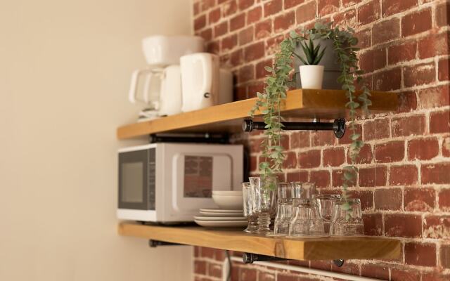 Crash Hotel Squamish