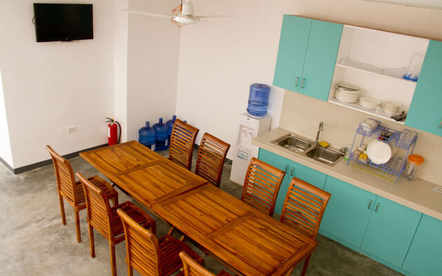 Second Wind Hostel by MNL