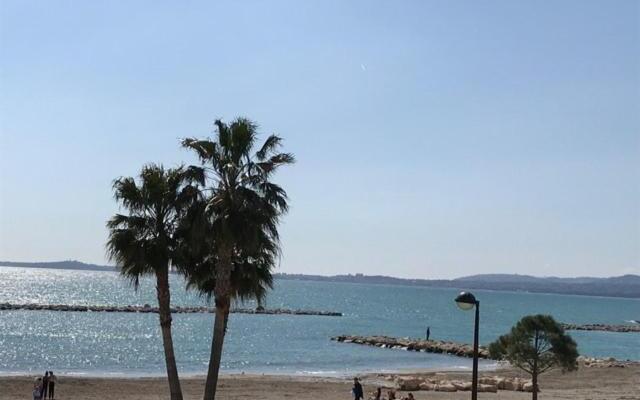 Sea view luxury apartment