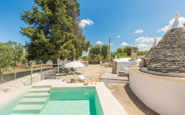 Trullo del Mandarino con piscina