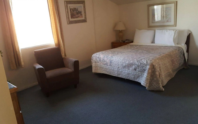 Bishop Village Motel