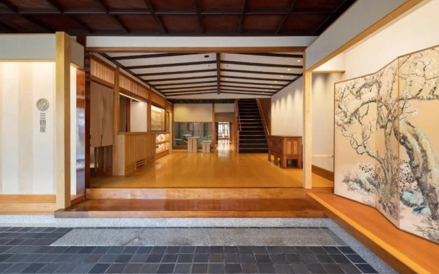 Mikuniya