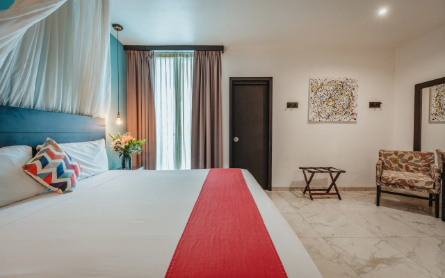 Soho Playa Hotel