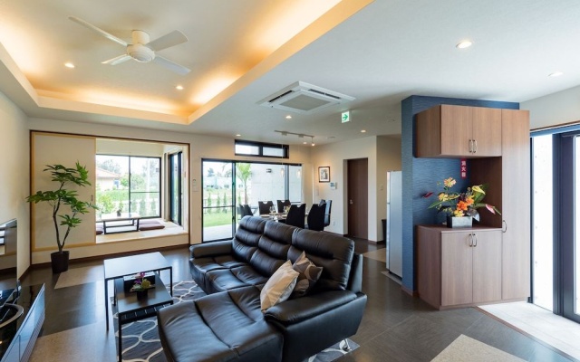 Sumuide Terrace H – Guest Rooms – Nago