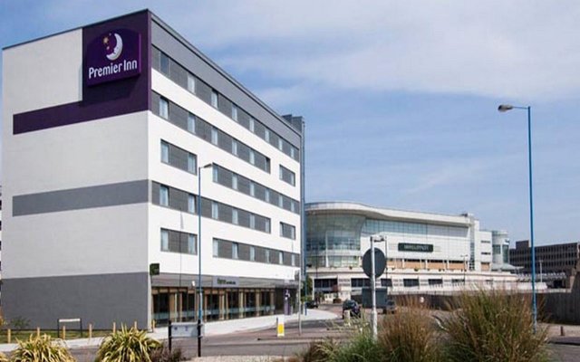 Premier Inn Southampton West Quay