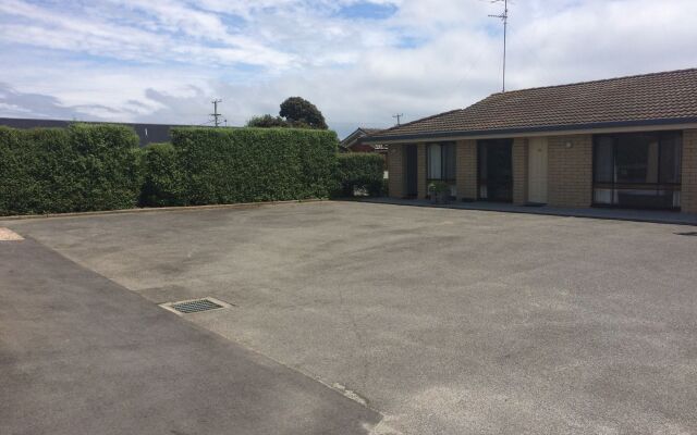 Bass and Flinders Motor Inn