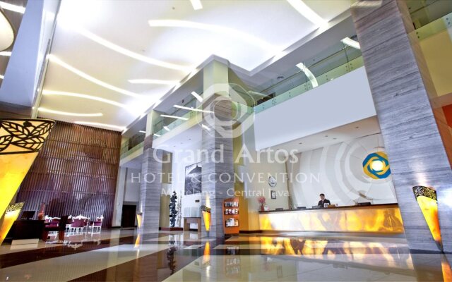Grand Artos Aerowisata Hotel & Convention