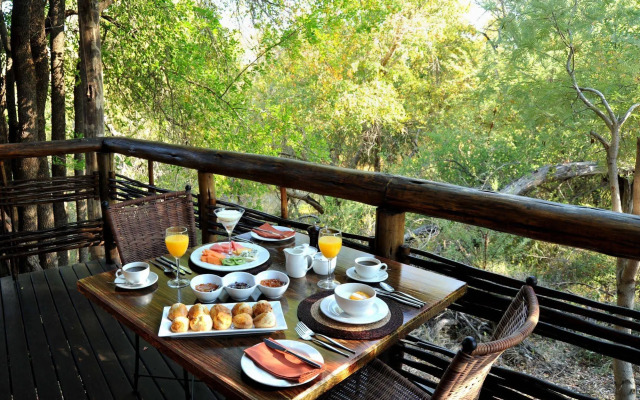 aha Thakadu River Camp