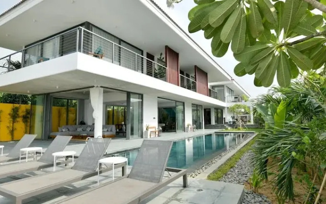 Akala Villa