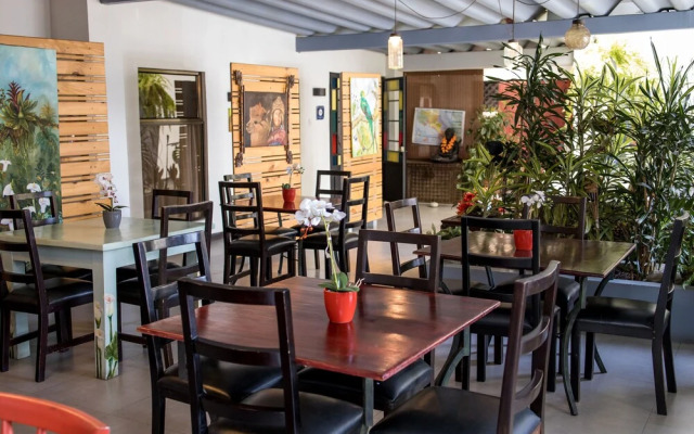 Casa Maria Airport B&B