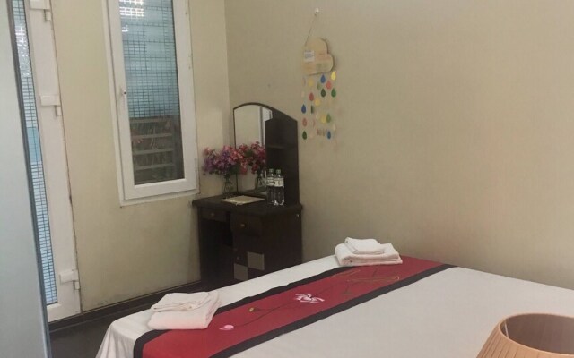 Private Room In Hanoi Old Quarterbalconyen-suite