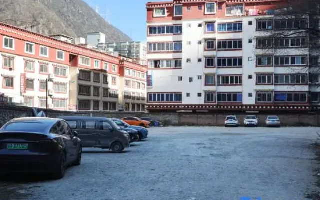 Xinyuan Hostel
