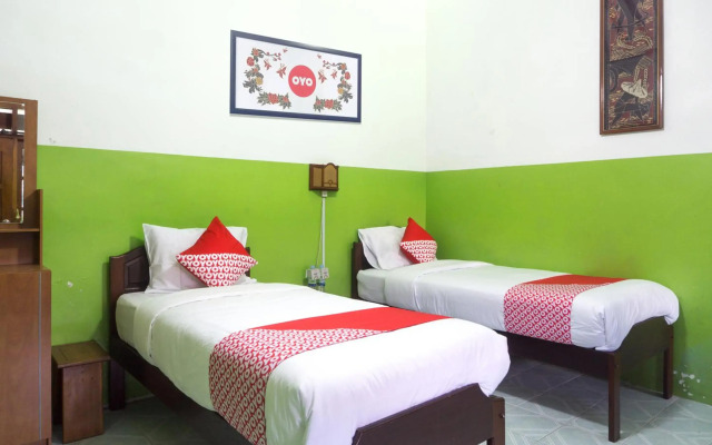 Super OYO 942 Srikandi Hotel